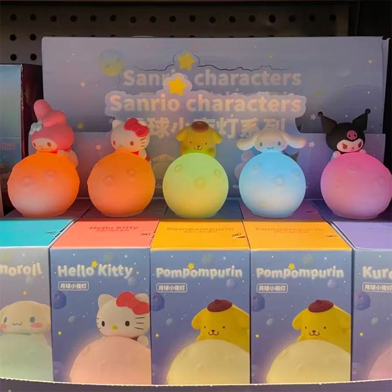 Home Cinema Lighting - Autentyczna lampka nocna Sanrio Moon Night